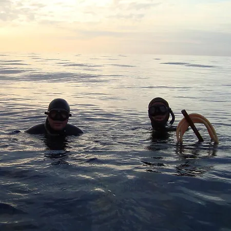 Folegandros Seafront * Karavostasis (Folegandros)