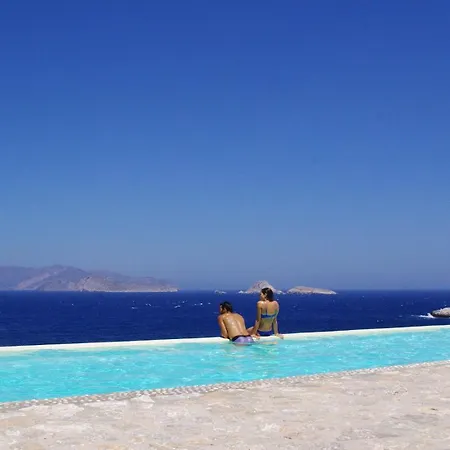 Folegandros Seafront Villa