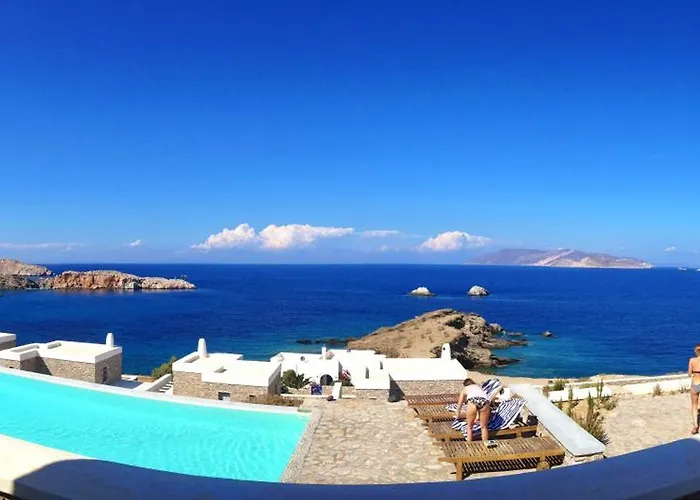 Folegandros Seafront Villa