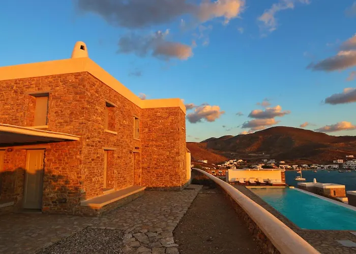 Folegandros Seafront Villa